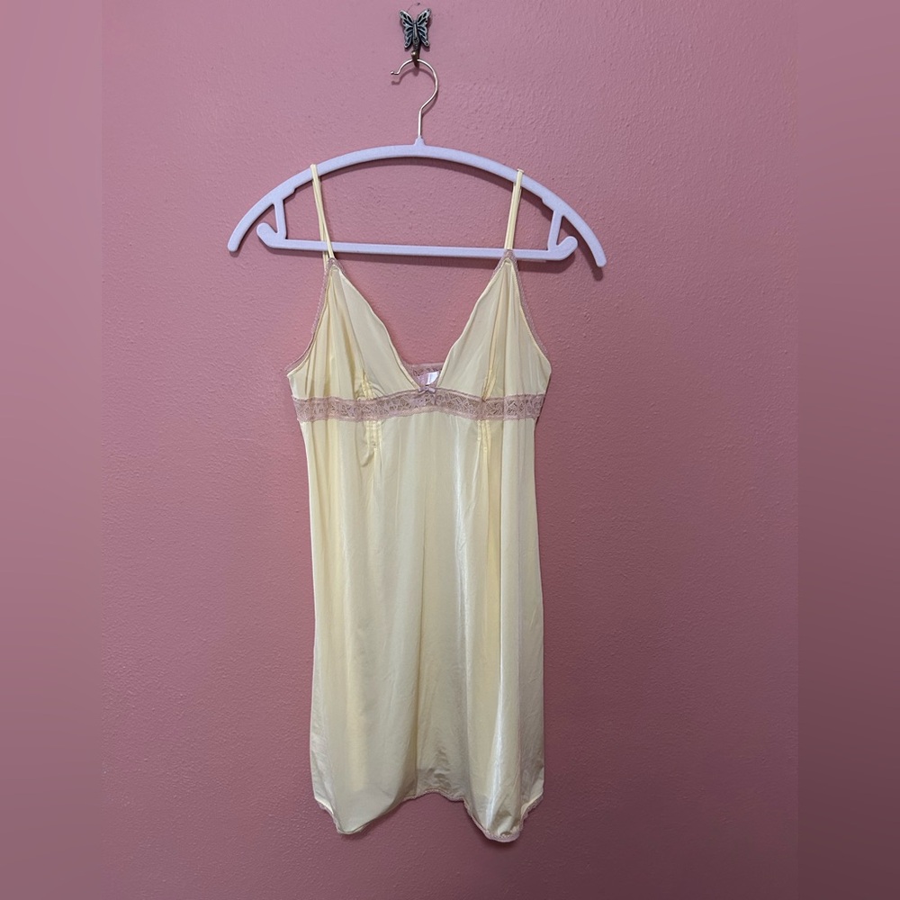 Victoria’s Secret Angels Yellow Nightgown / Slip Dress